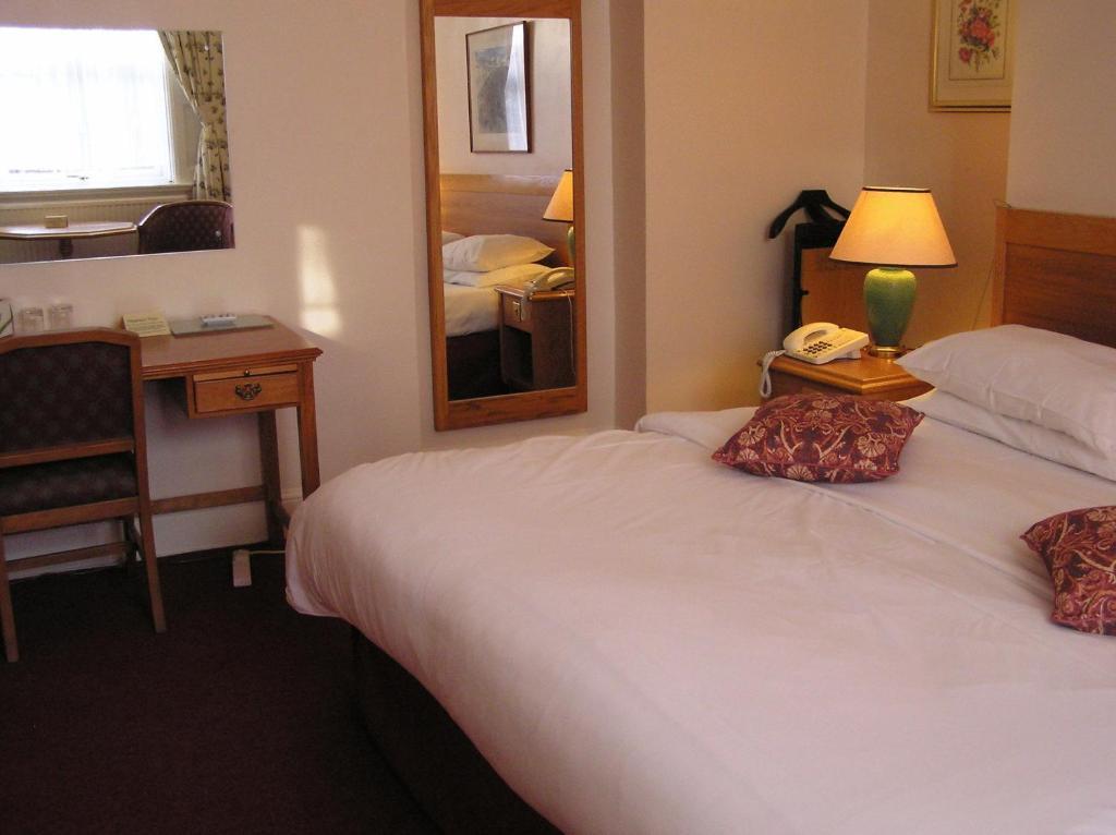 Cadogan Hotel Newmarket  Zimmer foto